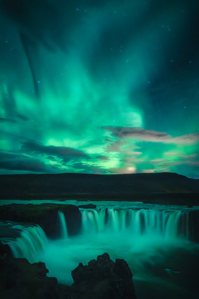 Aurora boreal na Godafoss