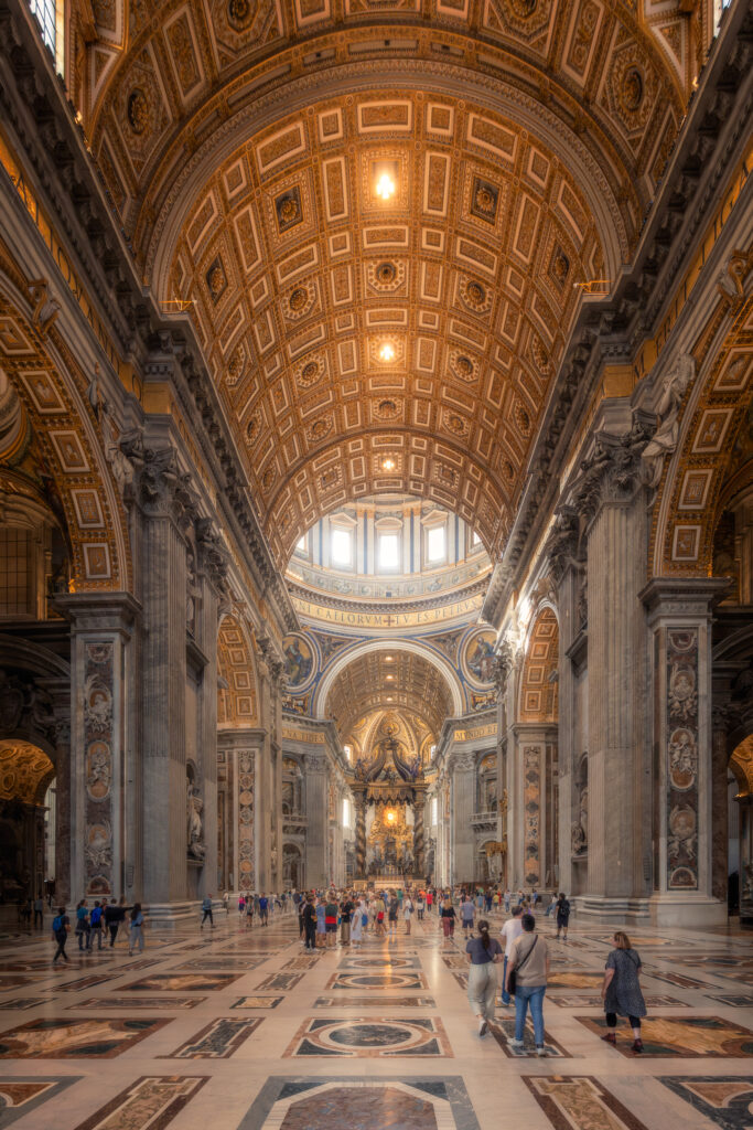 Interior da Basílica de São Pedro