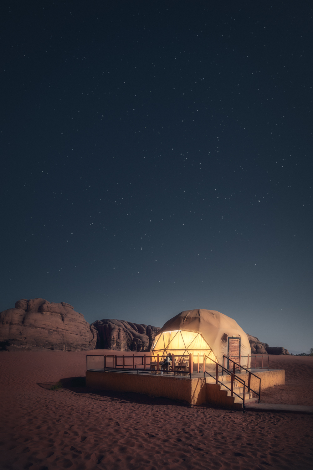 Quarto no Wadi Rum à noite
